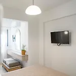 Reni Apartment