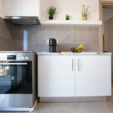 Reni Apartament *
